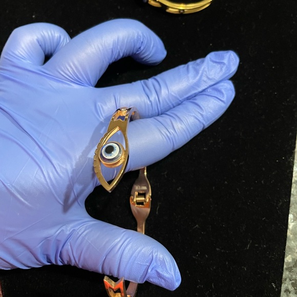 Stainless Steel Bracelets 👁 - Picture 8 of 8